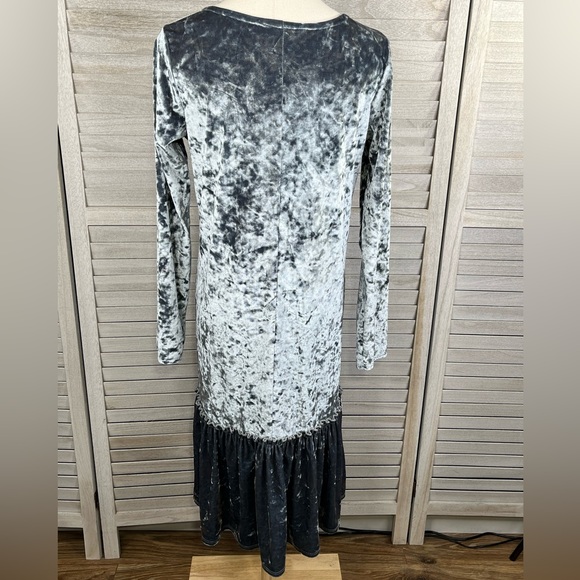 BELLA DONNA Crushed Velvet Drop Waist Long Sleeve Dress Teal-Small - Picture 4 of 4